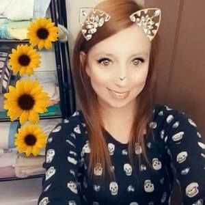 Meet your Posher, Roselyne